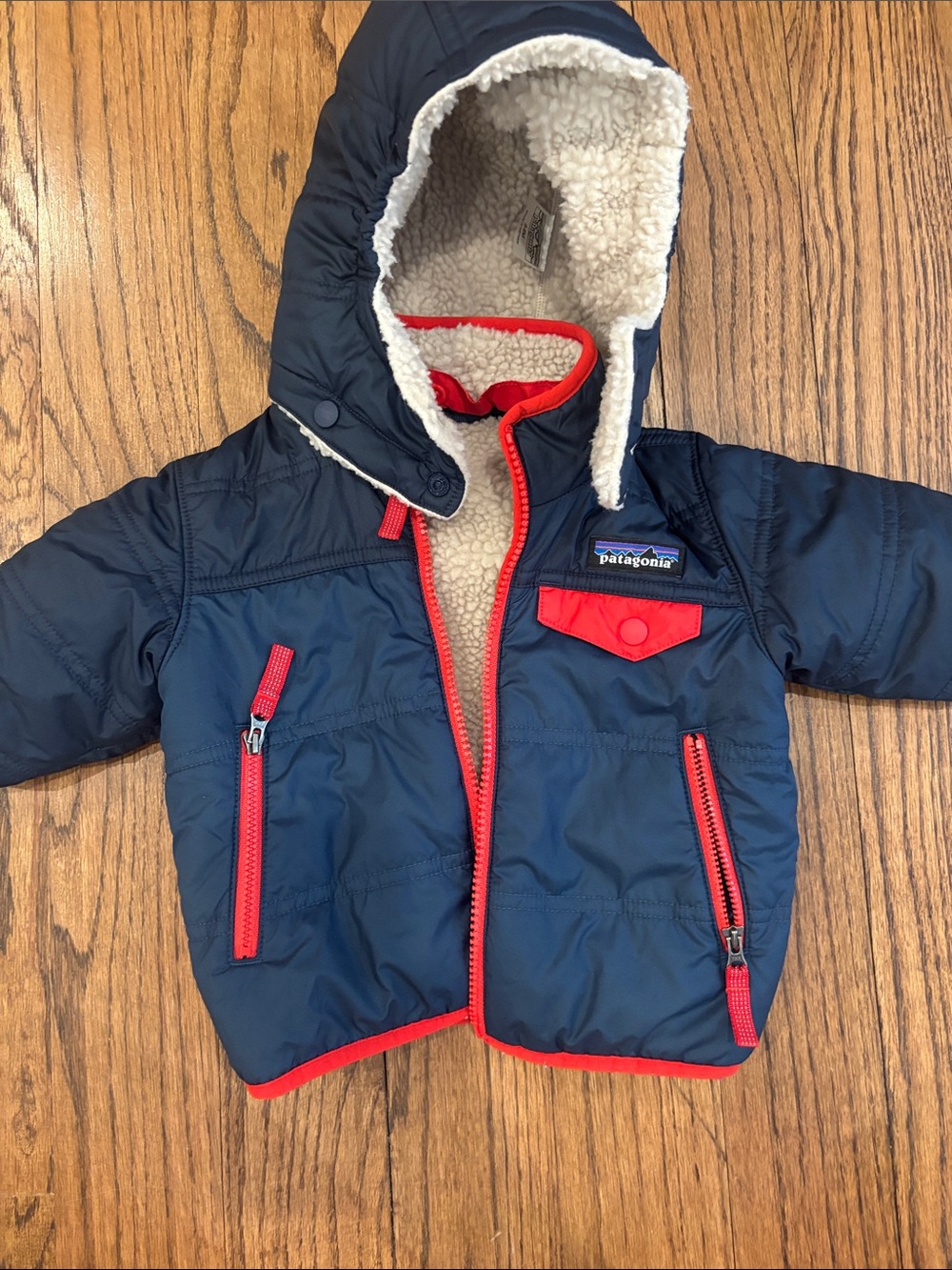 Patagonia Baby Reversible Tribbles Hoody 3-6 mo